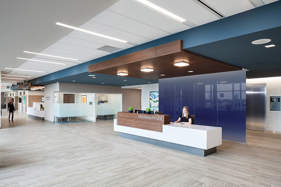 Baylor-Scott-White-Health_Reception-Desk-Millwork_Main-Lobby_Commercial-Interior-Design